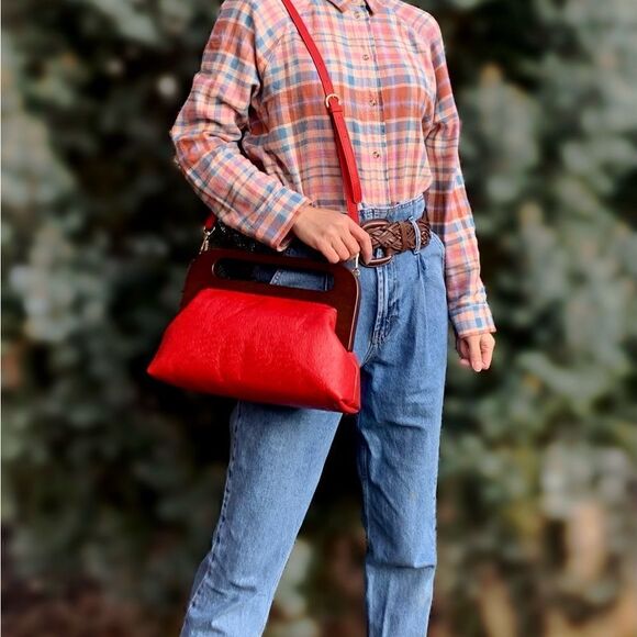 Vintage Style Handmade Genuine Embossed Leather Large Wooden Frame Bag/Crossbody - Picture 10 of 16